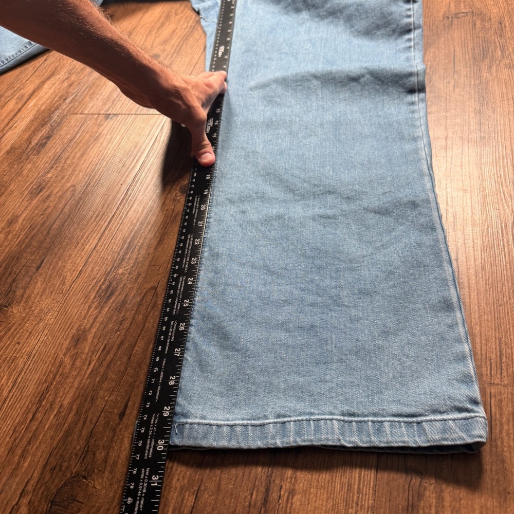 Barbell Apparel Jeans Mens 38x30 Blue Relaxed Athletic Fit 2.0 Light Wash NWT - Picture 7 of 11
